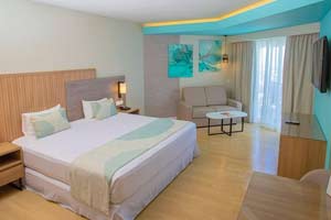 The Junior Suites at the Hotel Riu Palace Antillas